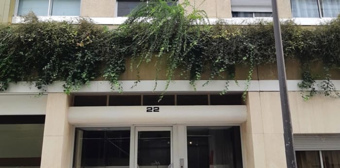 Image 2 sur 4 - Parking/box  ·  Vente · Paris (75010) · 2 pièces · 17m²