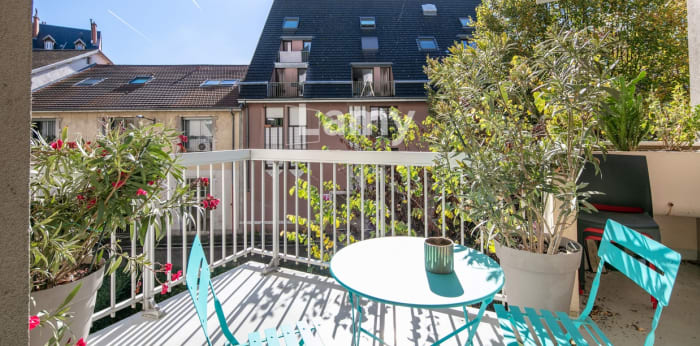 Image 1 sur 10 - Appartement  ·  Vente · Grenoble (38000) · 1 pièce · 28m²