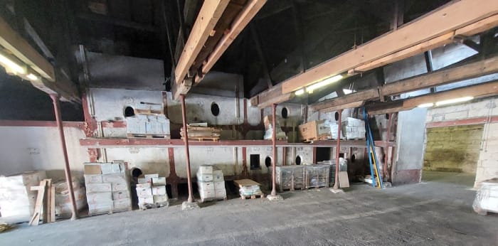 Image 3 sur 5 - Local  ·  Vente · Libourne (33500) · 1 pièce · 300m²
