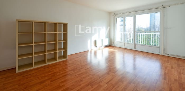 Image 2 sur 9 - Appartement  ·  Vente · Elancourt (78990) · 1 pièce · 35m²