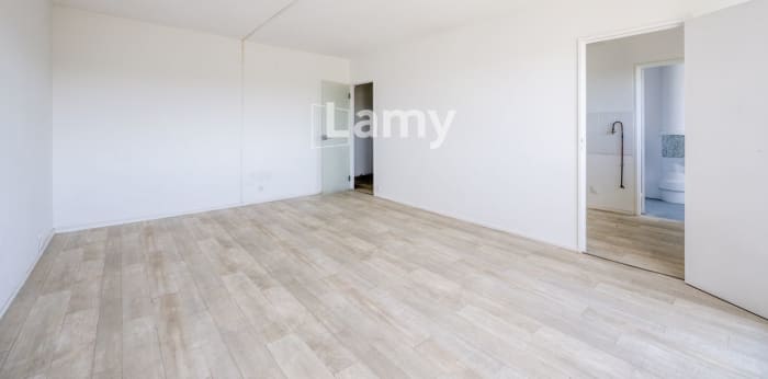 Image 2 sur 14 - Appartement  ·  Vente · Lormont (33310) · 3 pièces · 66m²