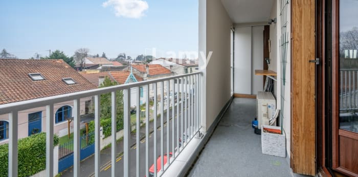 Image 5 sur 12 - Appartement  ·  Vente · Bordeaux (33000) · 3 pièces · 63m²