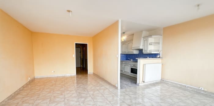 Image 3 sur 7 - Appartement  ·  Vente · Montargis (45200) · 3 pièces · 74m²