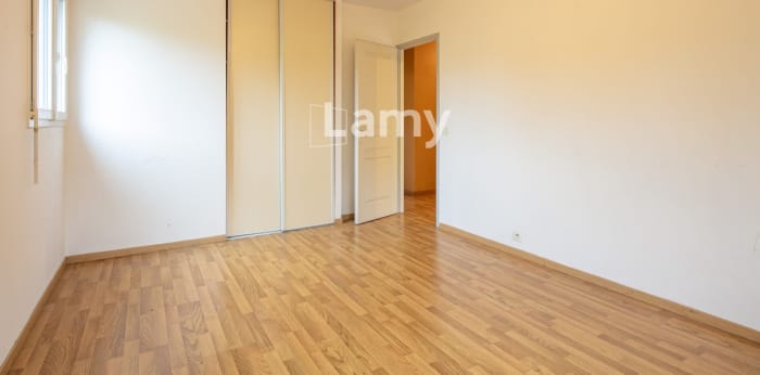 Image 11 sur 13 - Appartement  ·  Vente · Voiron (38500) · 4 pièces · 98m²