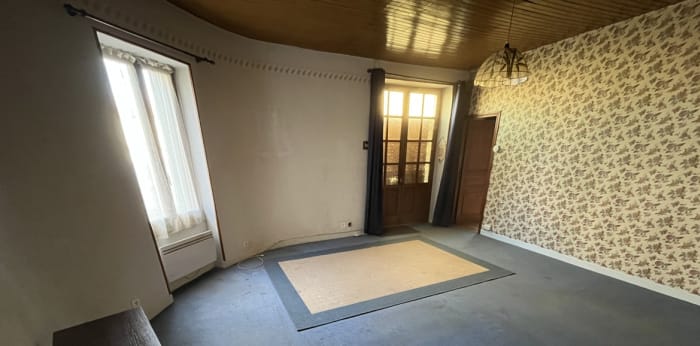Image 3 sur 11 - Maison/villa  ·  Vente · Le Breuil Sur Couze (63340) · 5 pièces · 130m²