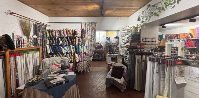 Image 2 sur 9 - Local  ·  Vente · Riom (63200) · 127m²