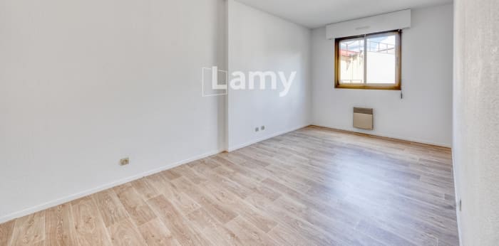 Image 6 sur 9 - Appartement  ·  Vente · Le Bouscat (33110) · 2 pièces · 47m²