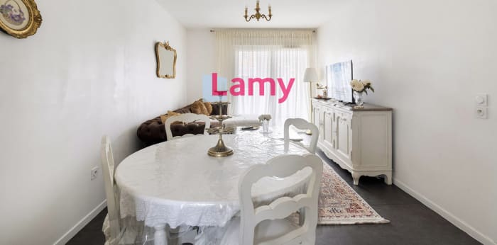 Image 2 sur 7 - Appartement  ·  Vente · Evry Courcouronnes (91000) · 2 pièces · 42m²