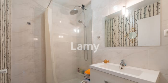 Image 8 sur 9 - Appartement  ·  Vente · Paris (75012) · 2 pièces · 50m²
