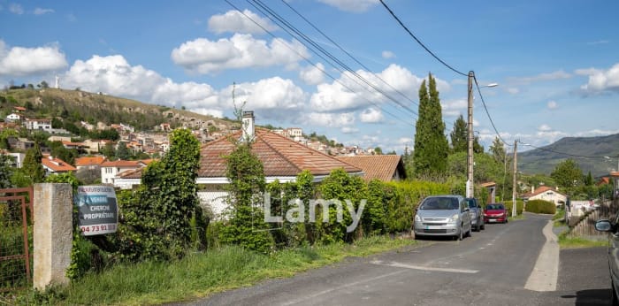 Image 2 sur 9 - Terrain  ·  Vente · Veyre Monton (63960) · 1105m²