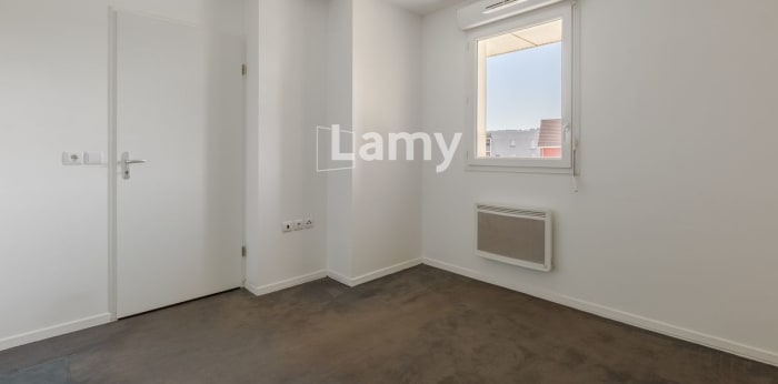 Image 5 sur 9 - Appartement  ·  Vente · St Etienne Du Rouvray (76800) · 2 pièces · 44m²
