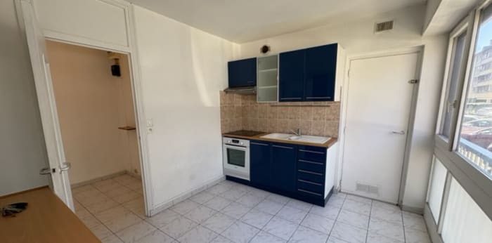 Image 4 sur 5 - Appartement  ·  Vente · Reims (51100) · 1 pièce · 42m²