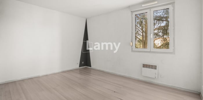 Image 9 sur 11 - Appartement  ·  Vente · Lyon (69005) · 4 pièces · 95m²