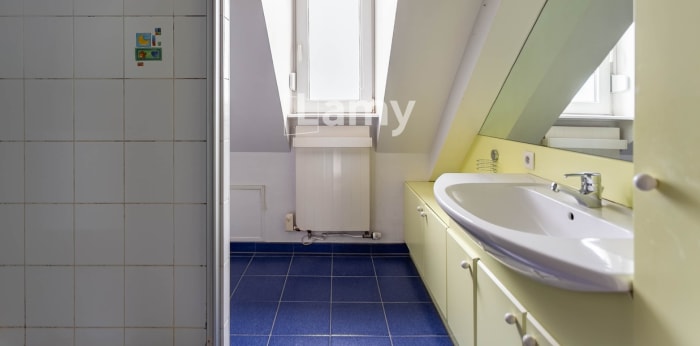 Image 8 sur 13 - Appartement  ·  Vente · Strasbourg (67000) · 5 pièces · 119m²