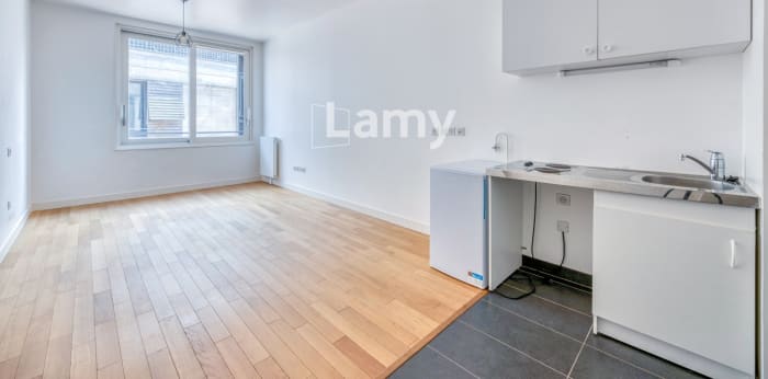 Image 2 sur 15 - Appartement  ·  Vente · Bordeaux (33000) · 1 pièce · 31m²