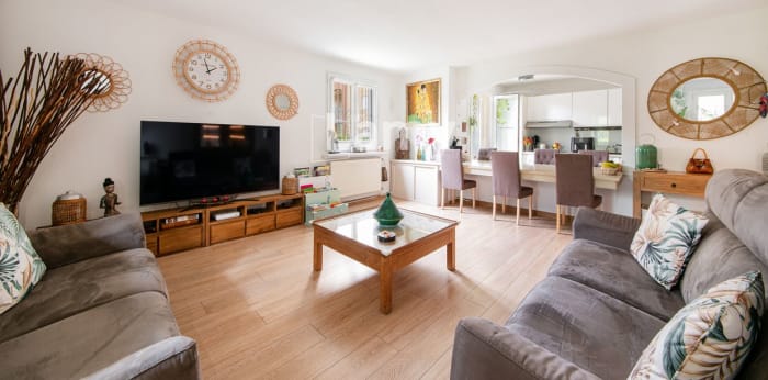 Image 1 sur 11 - Appartement  ·  Vente · Aix En Provence (13090) · 4 pièces · 88m²