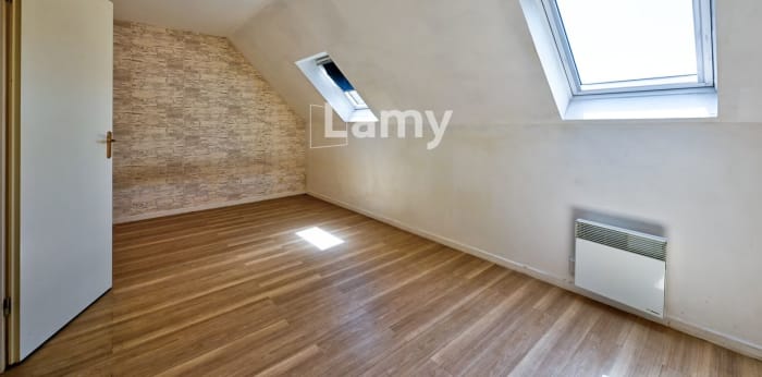 Image 5 sur 9 - Maison/villa  ·  Vente · Coignieres (78310) · 4 pièces · 71m²