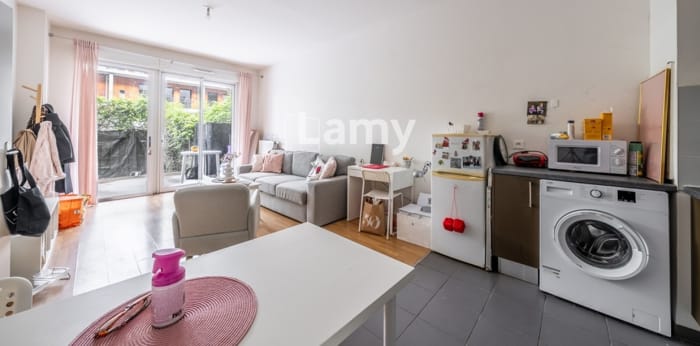 Image 8 sur 13 - Appartement  ·  Vente · Bordeaux (33300) · 2 pièces · 47m²