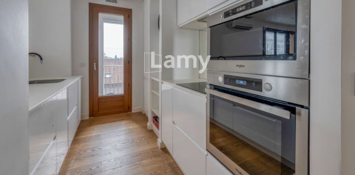 Image 3 sur 12 - Appartement  ·  Vente · Bordeaux (33000) · 3 pièces · 63m²