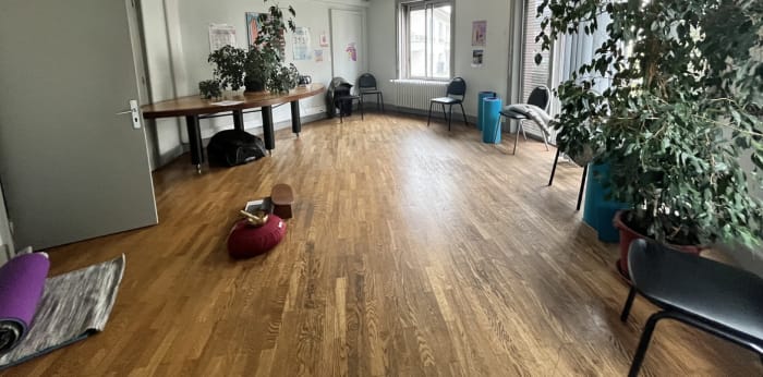 Image 1 sur 3 - Bureaux  ·  Vente · Besancon (25000) · 481m²