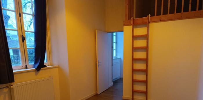 Image 4 sur 6 - Appartement  ·  Vente · Auxerre (89000) · 2 pièces · 49m²