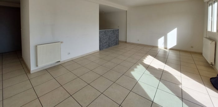 Image 2 sur 14 - Appartement  ·  Vente · Sisteron (04200) · 3 pièces · 54m²