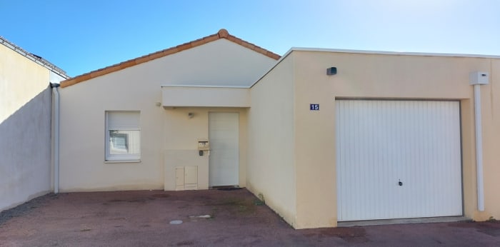 Image 1 sur 8 - Maison/villa  ·  Vente · Les Sables D Olonne (85340) · 3 pièces · 72m²