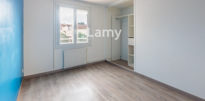 Image 10 sur 12 - Maison/villa  ·  Vente · Orange (84100) · 5 pièces · 112m²