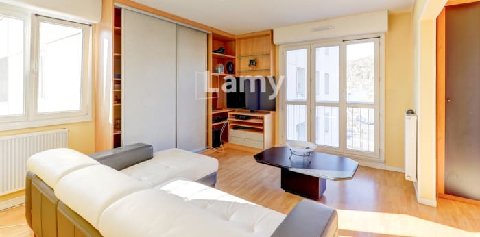 Image 4 sur 9 - Appartement  ·  Vente · Clermont Ferrand (63000) · 3 pièces · 80m²