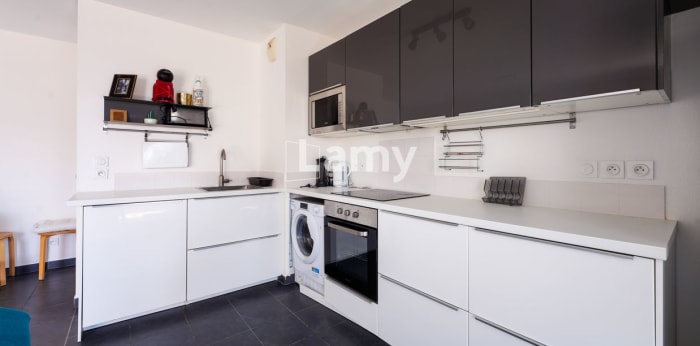 Image 6 sur 7 - Appartement  ·  Vente · Marseille 03 (13003) · 3 pièces · 58m²