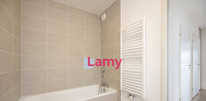 Image 12 sur 12 - Appartement  ·  Vente · Orleans (45000) · 3 pièces · 63m²