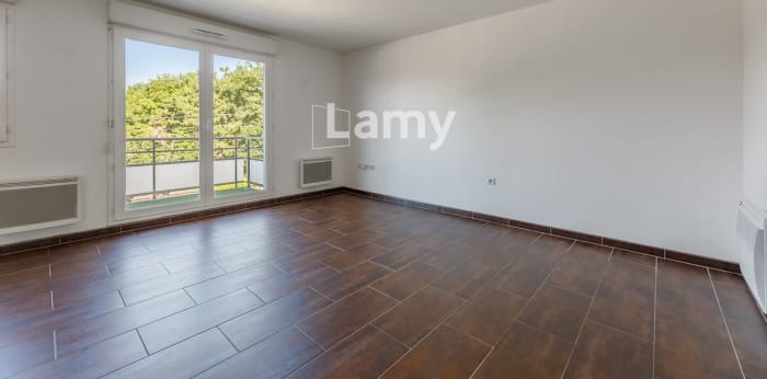 Image 3 sur 9 - Appartement  ·  Vente · St Etienne Du Rouvray (76800) · 2 pièces · 44m²