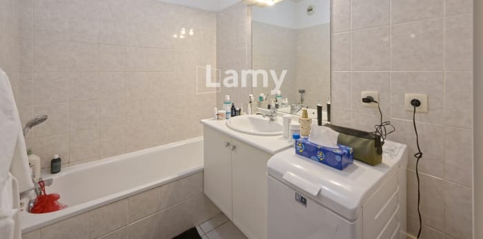 Image 10 sur 11 - Appartement  ·  Vente · St Martin D Heres (38400) · 2 pièces · 47m²