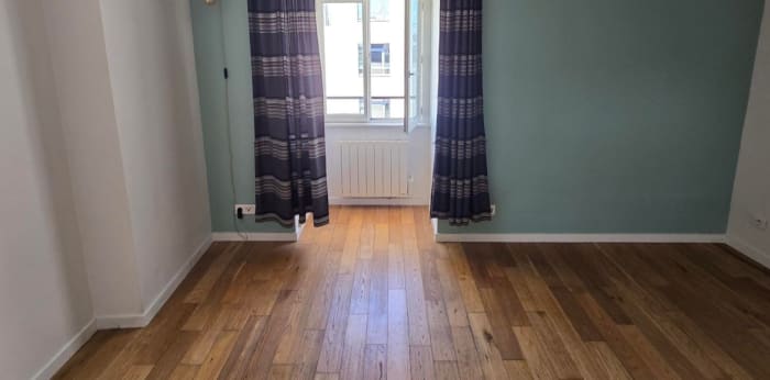 Image 7 sur 12 - Appartement  ·  Vente · Levallois Perret (92300) · 2 pièces · 37m²