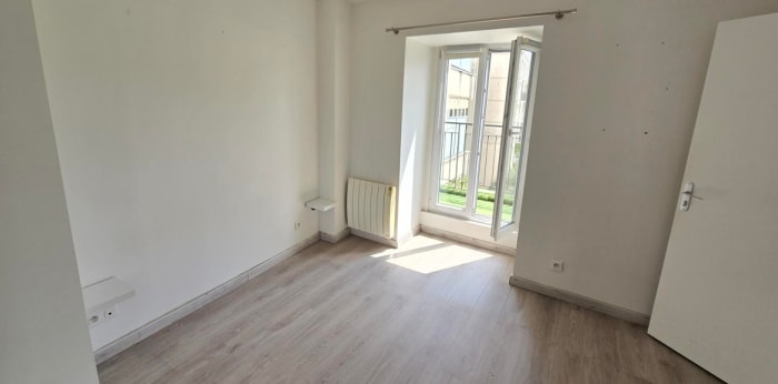 Image 6 sur 8 - Appartement  ·  Vente · Levallois Perret (92300) · 2 pièces · 39m²