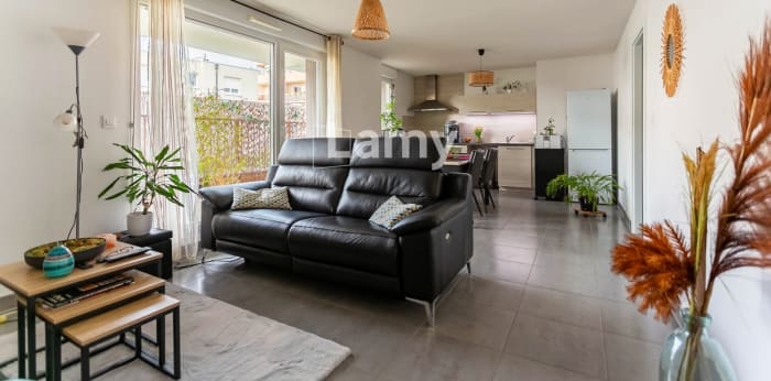 Image 1 sur 6 - Appartement  ·  Vente · Illkirch Graffenstaden (67400) · 3 pièces · 63m²