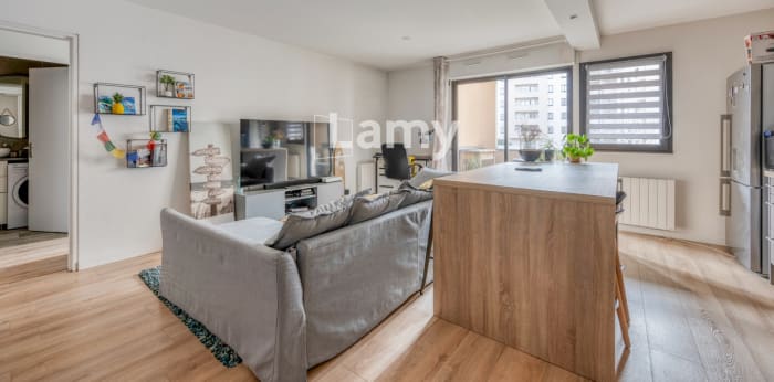 Image 4 sur 10 - Appartement  ·  Vente · Bordeaux (33000) · 2 pièces · 48m²