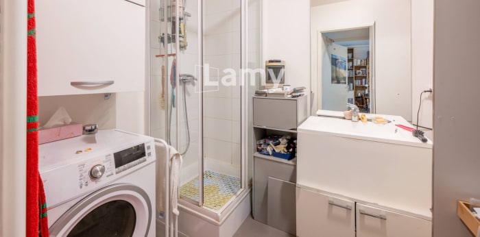 Image 9 sur 11 - Appartement  ·  Vente · Bordeaux (33300) · 3 pièces · 67m²