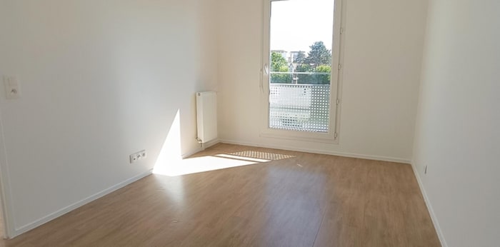 Image 3 sur 11 - Appartement  ·  Vente · Fleury Merogis (91700) · 2 pièces · 40m²