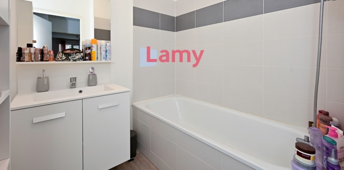 Image 9 sur 13 - Appartement  ·  Vente · Orleans (45000) · 3 pièces · 56m²