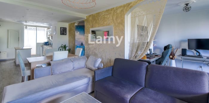 Image 3 sur 11 - Appartement  ·  Vente · Salon De Provence (13300) · 4 pièces · 84m²