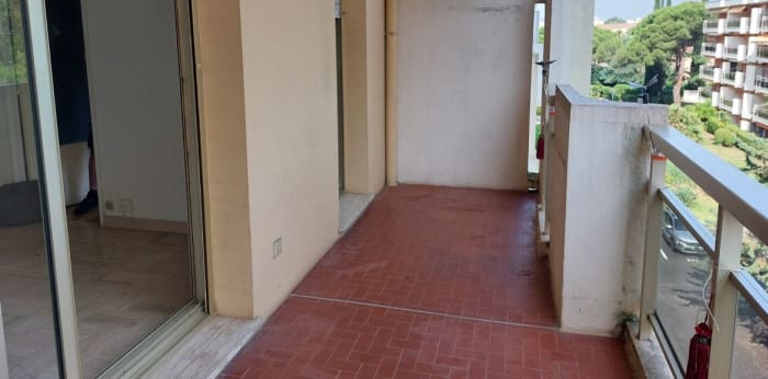 Image 3 sur 5 - Appartement  ·  Vente · St Raphael (83700) · 30m²