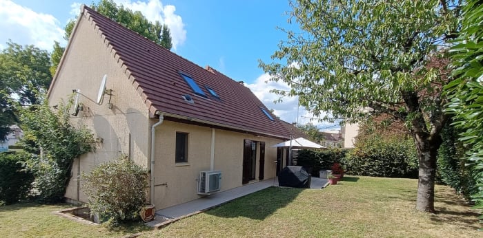 Image 3 sur 11 - Maison/villa  ·  Vente · Linas (91310) · 6 pièces · 130m²