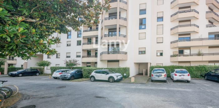 Image 1 sur 9 - Appartement  ·  Vente · Le Bouscat (33110) · 2 pièces · 47m²