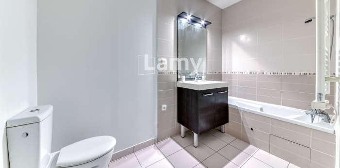 Image 4 sur 11 - Appartement  ·  Vente · Lyon (69008) · 2 pièces · 41m²