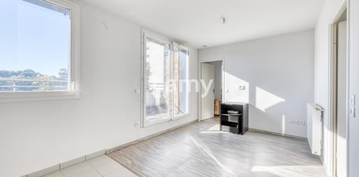 Image 2 sur 8 - Appartement  ·  Vente · Gradignan (33170) · 2 pièces · 40m²