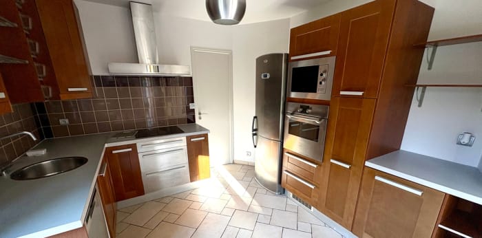 Image 5 sur 19 - Maison/villa  ·  Vente · Deuil La Barre (95170) · 5 pièces · 110m²