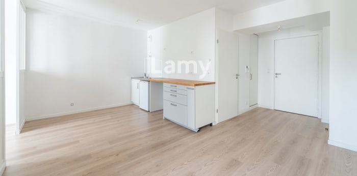 Image 4 sur 12 - Appartement  ·  Vente · Romainville (93230) · 1 pièce · 33m²