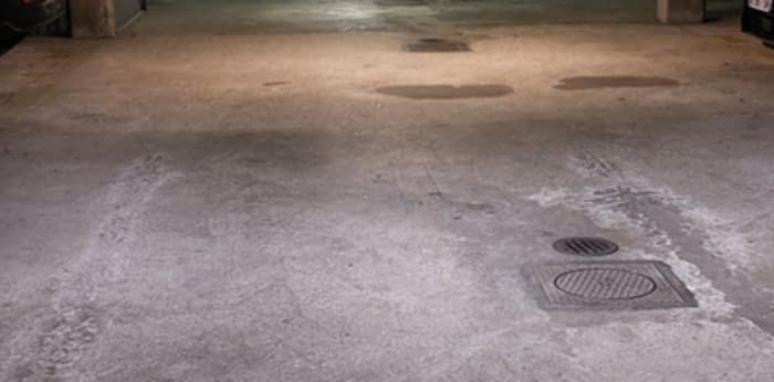 Image 4 sur 5 - Parking/box  ·  Vente · Paris (75015) · 12m²