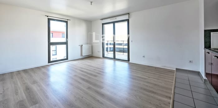 Image 1 sur 16 - Appartement  ·  Vente · Pontoise (95300) · 3 pièces · 61m²